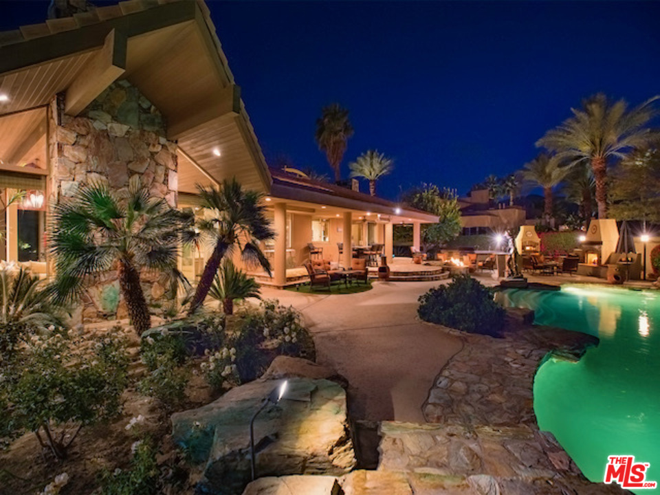 79240 Briarwood in La Quinta, CA