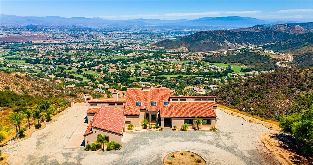 Murrieta evening pool sold by Josh Reef