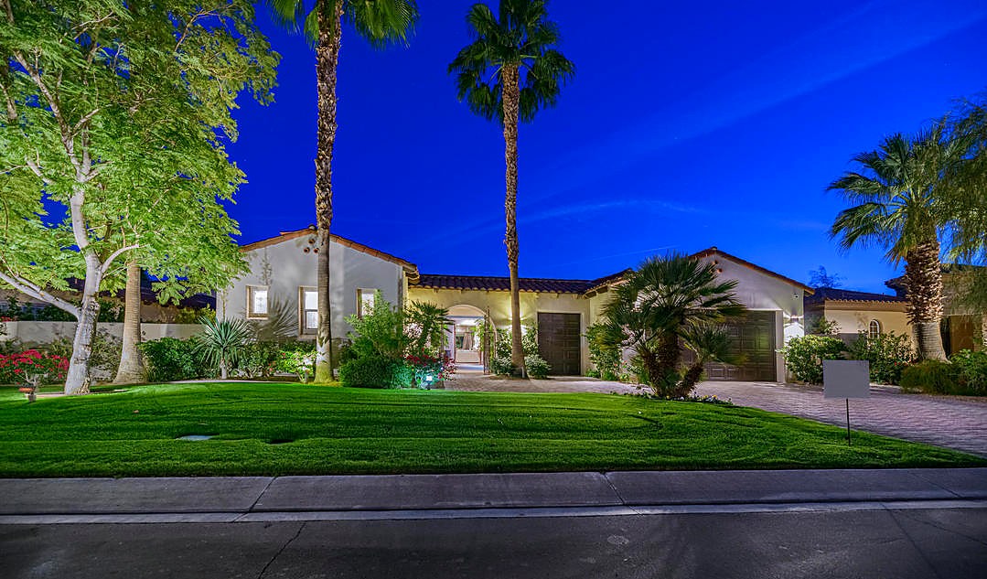 Rancho Mirage courtyard entry sold by Josh Reef